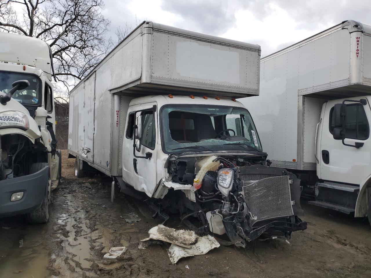 2022 Freightliner M2 106 medium duty