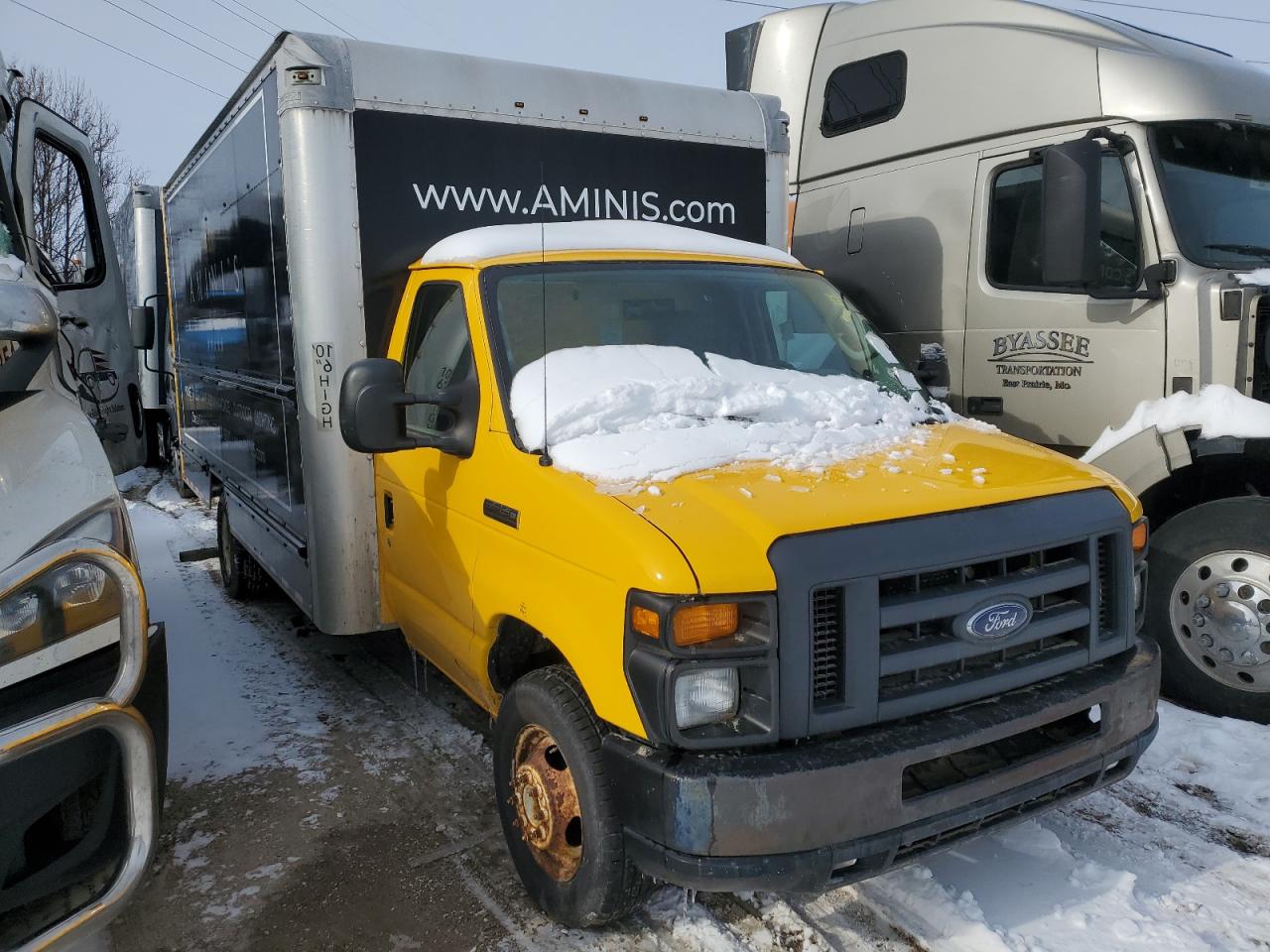 2016 Ford Econoline e350 super duty cutaway van