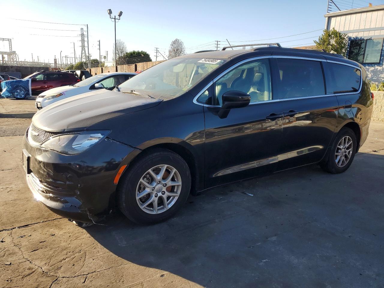 2020 Chrysler Voyager