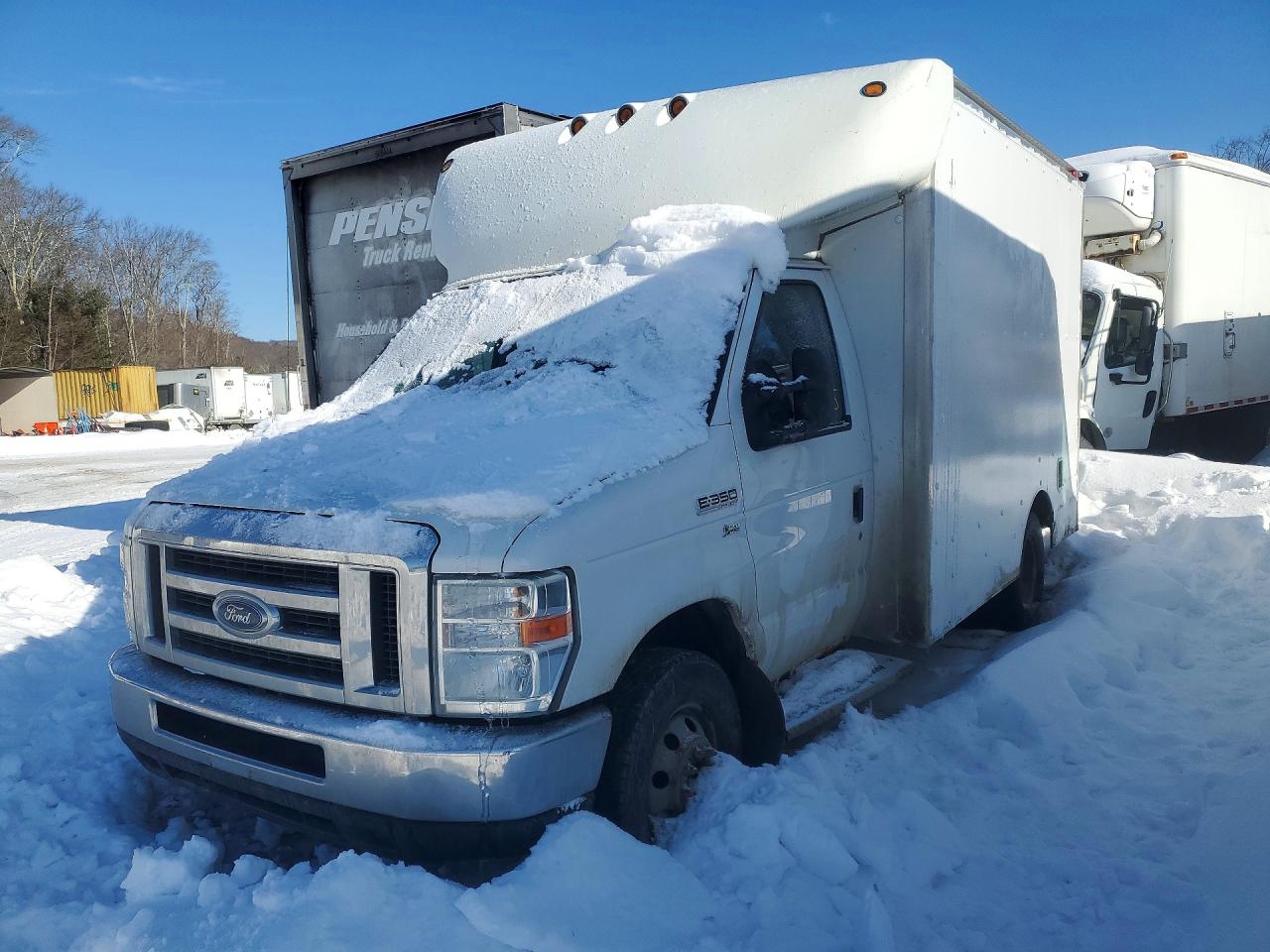 2013 Ford E-350