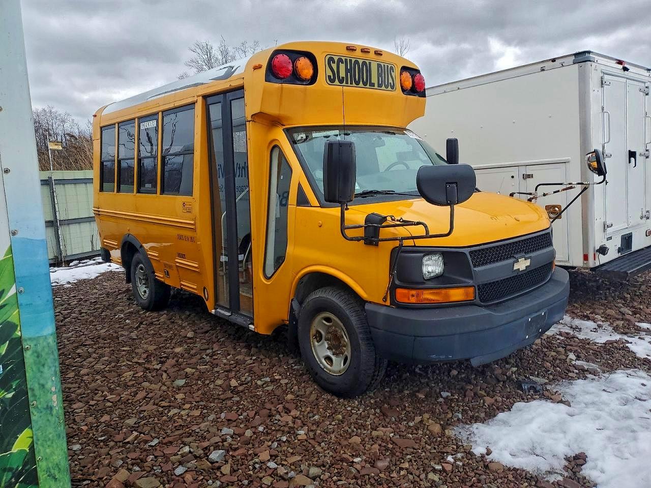 2016 Chevrolet Express 2500