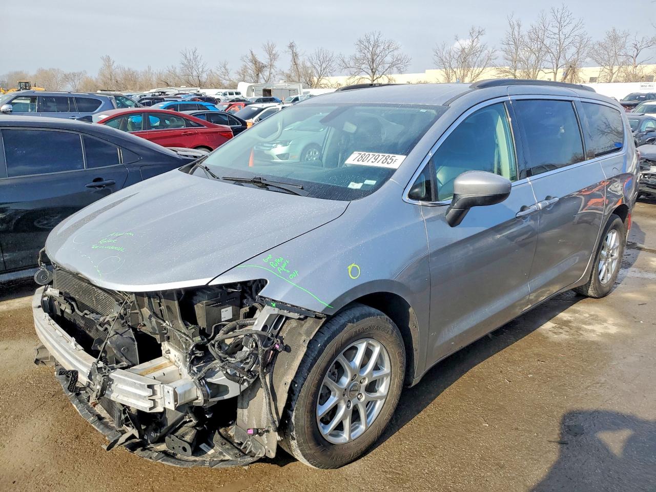 2021 Chrysler Voyager