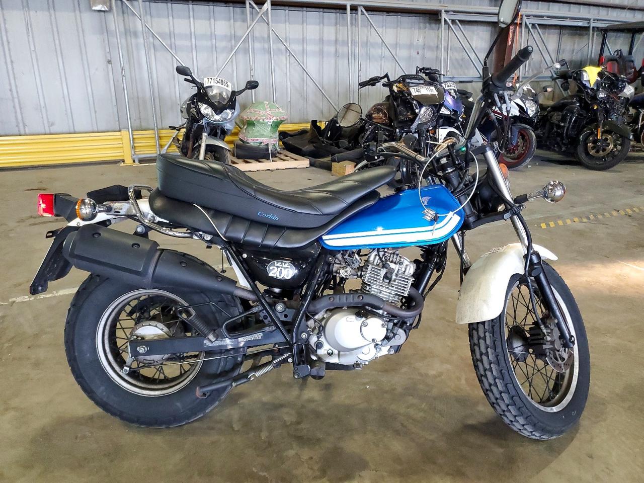 2017 Suzuki Rv200