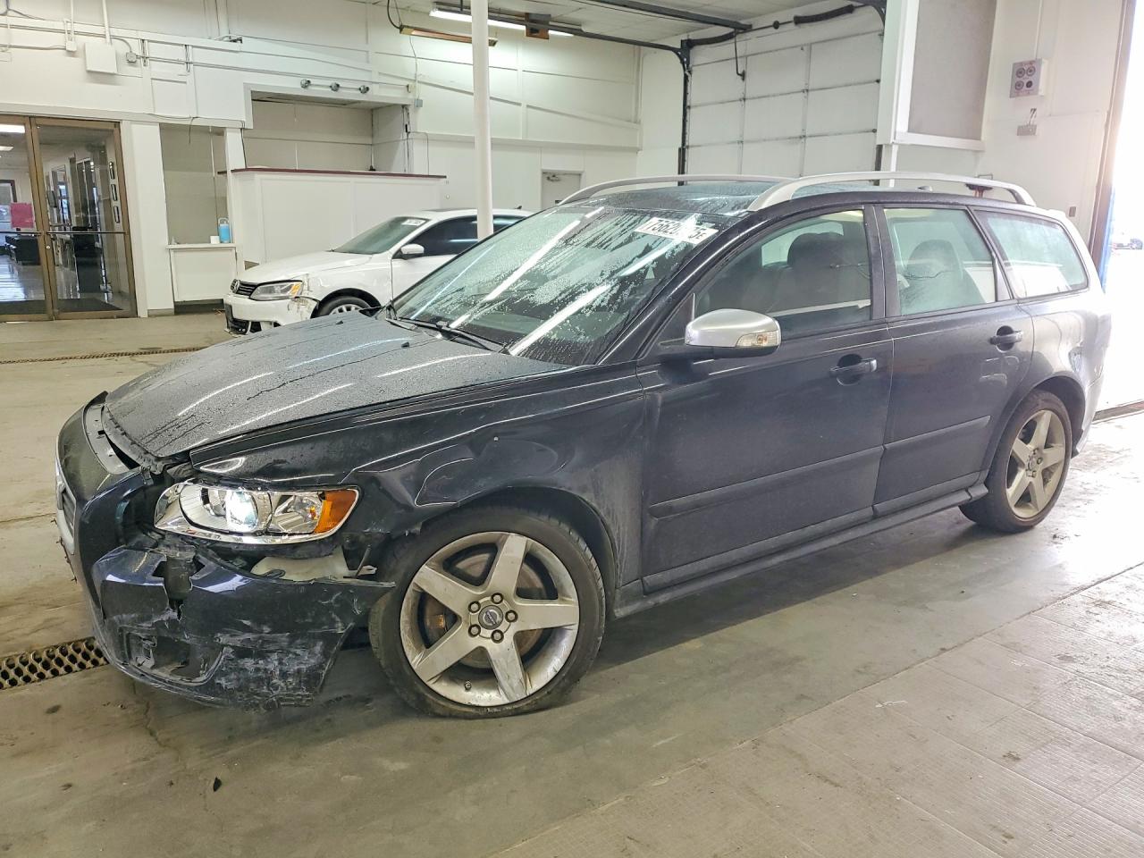 2010 Volvo V50