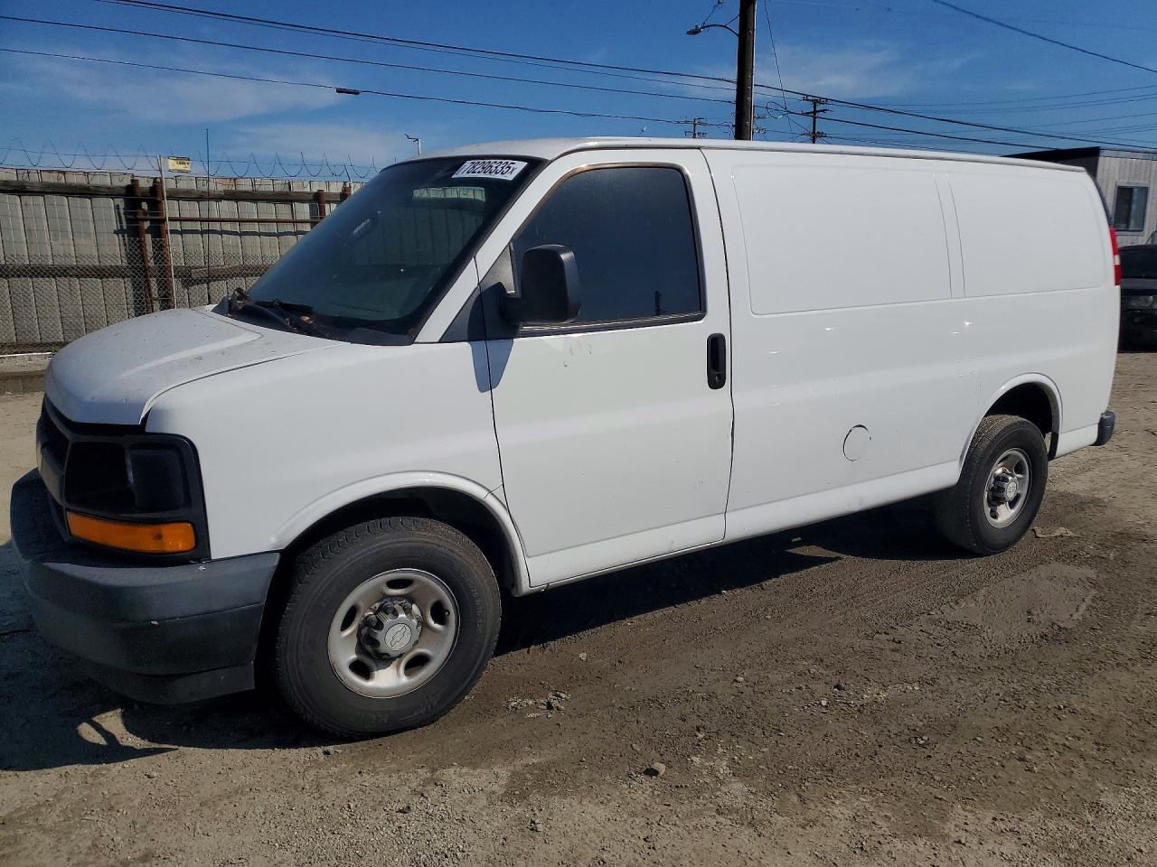 Chevrolet Express 2