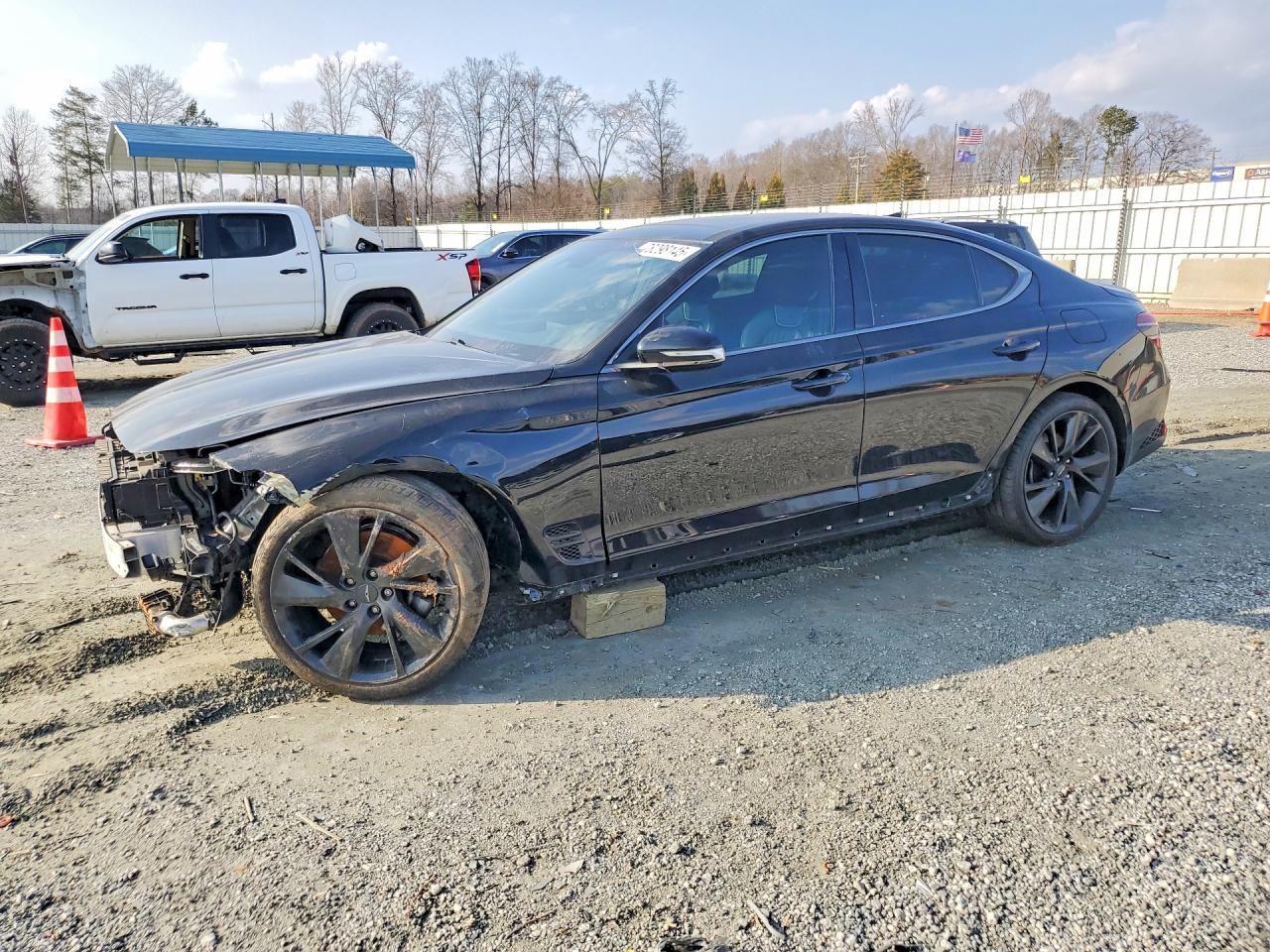 2023 Genesis G70
