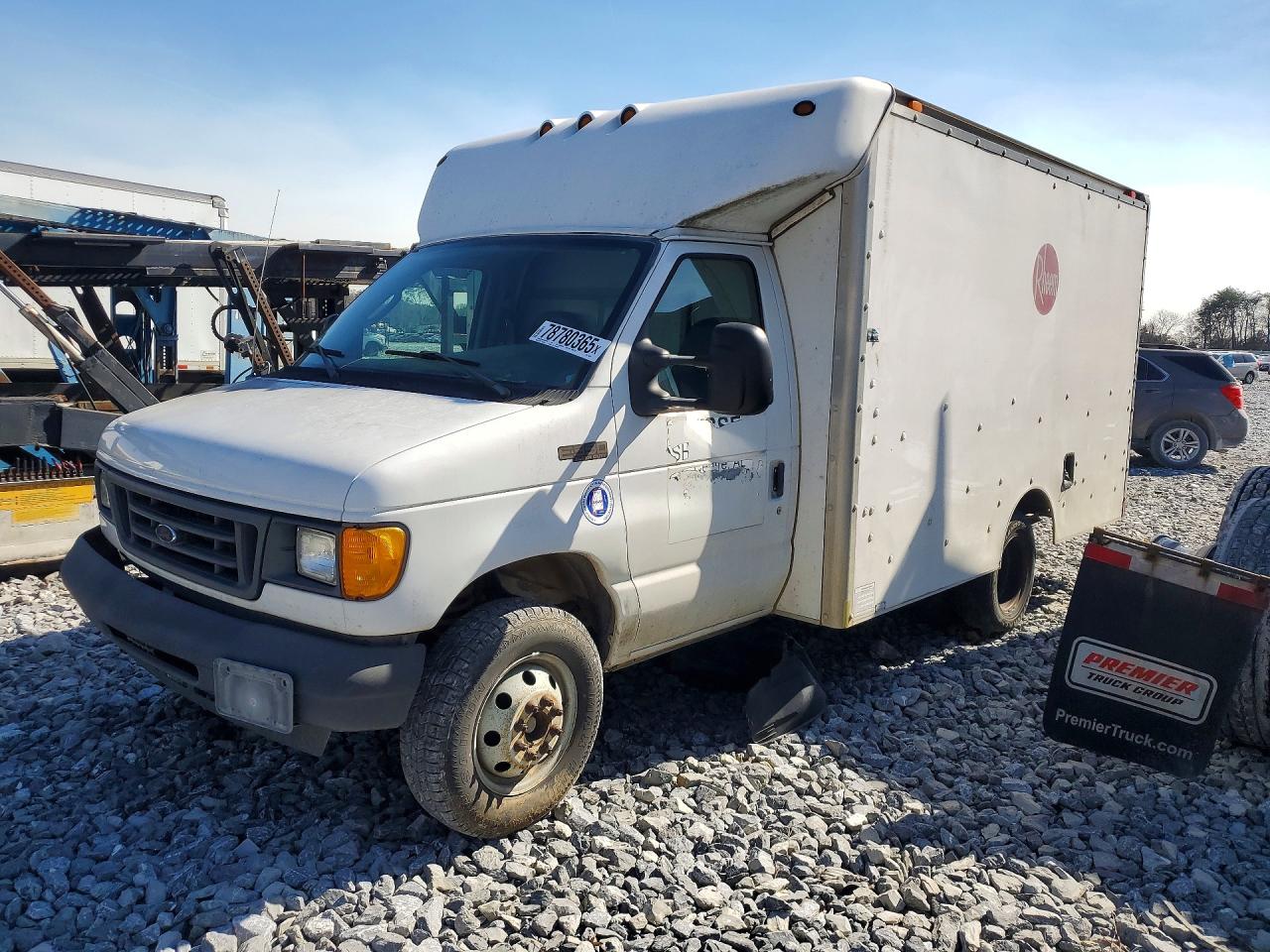 2004 Ford E-350