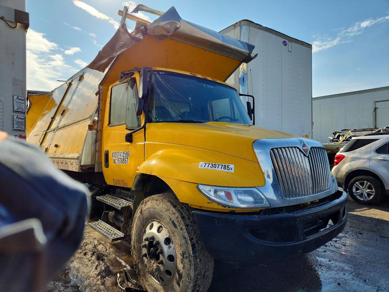 2019 International Ma025