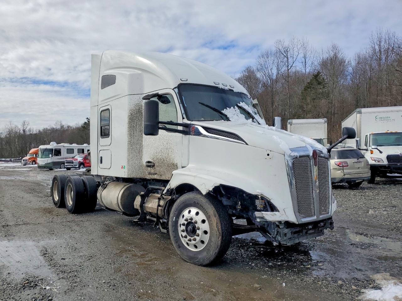 2023 Kenworth T680