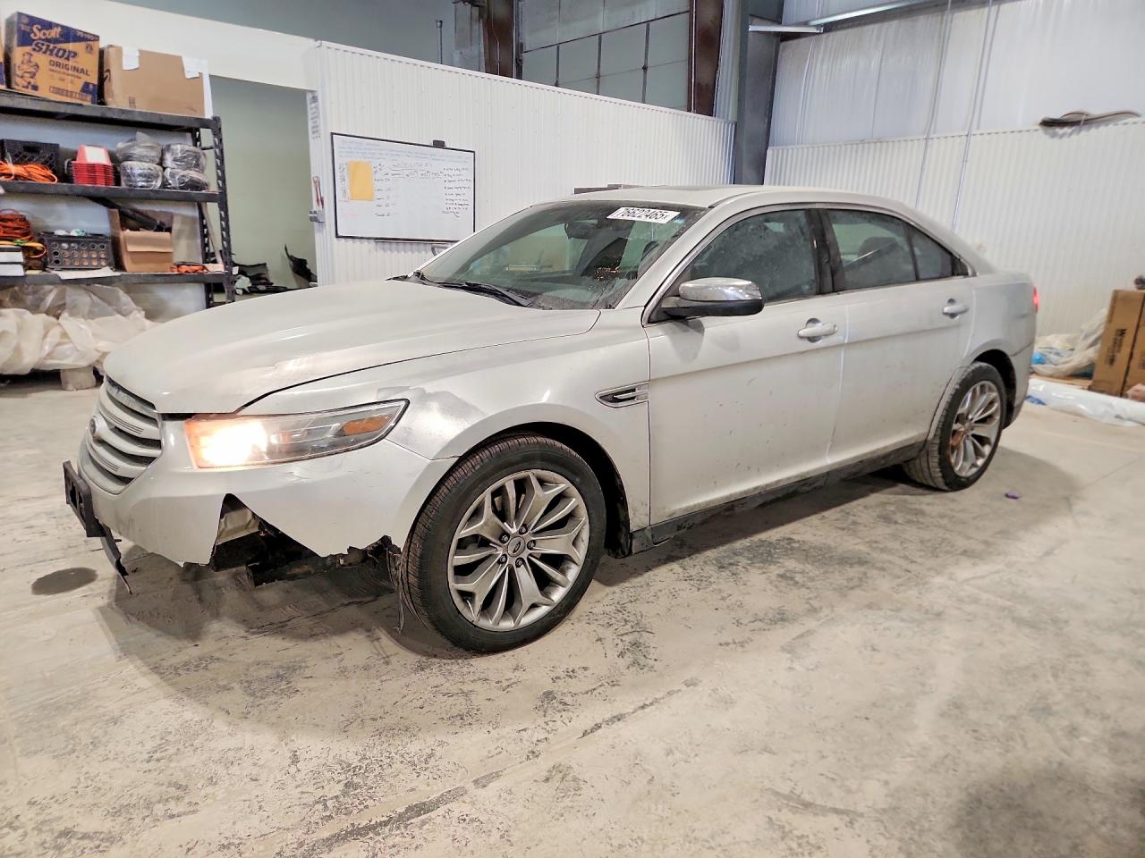 2013 Ford Taurus