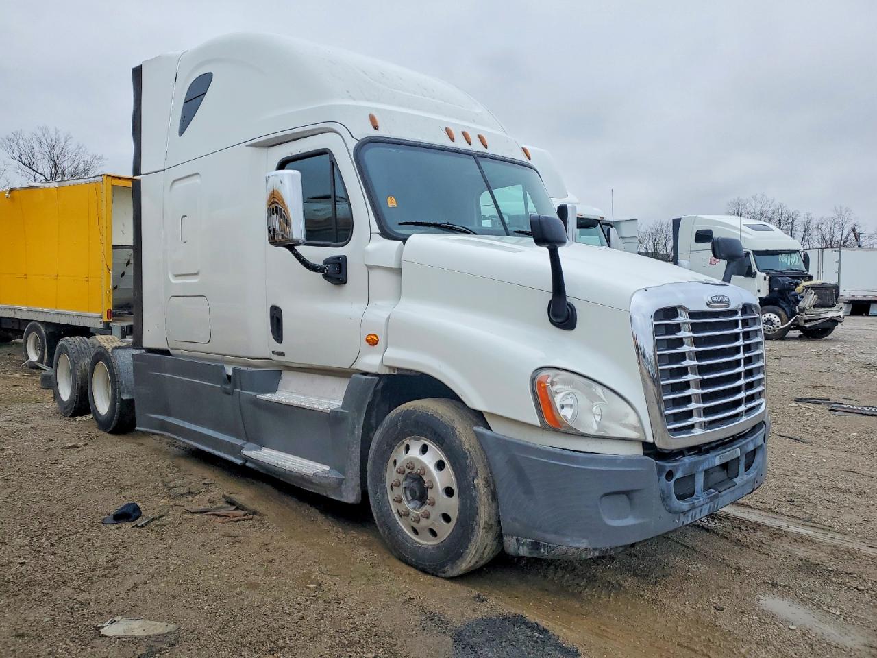 Freigliner Cascadia 125