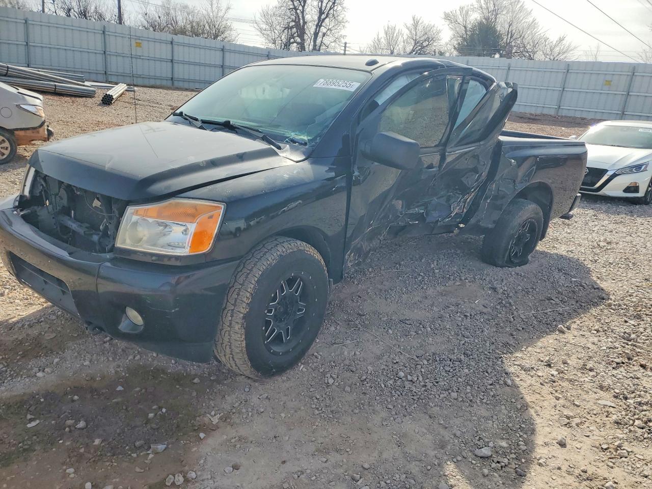 2014 Nissan Titan