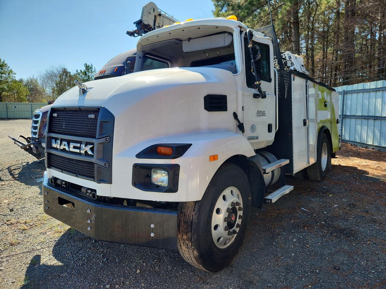 2023 Mack Md