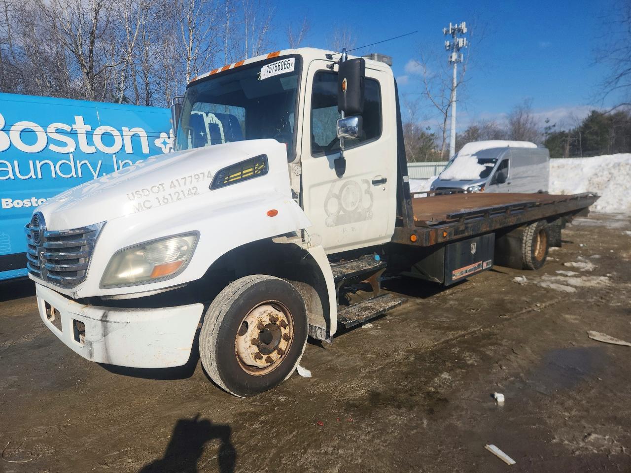 Hino 258
