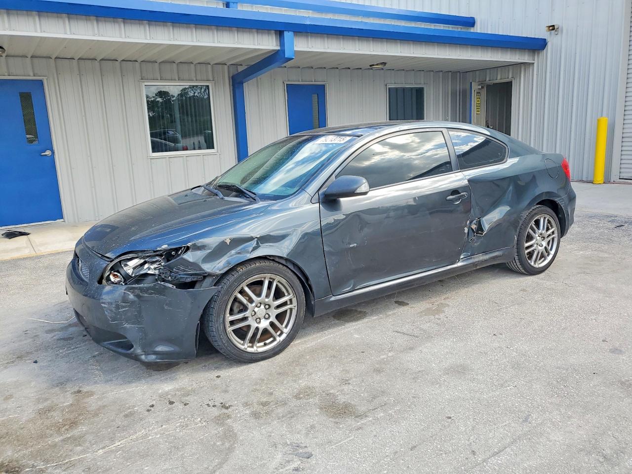 2005 Scion tC