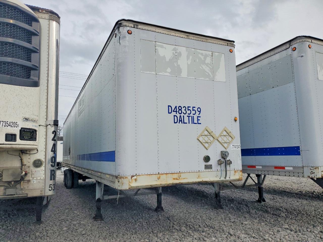 1997 Doresey 53' Traile