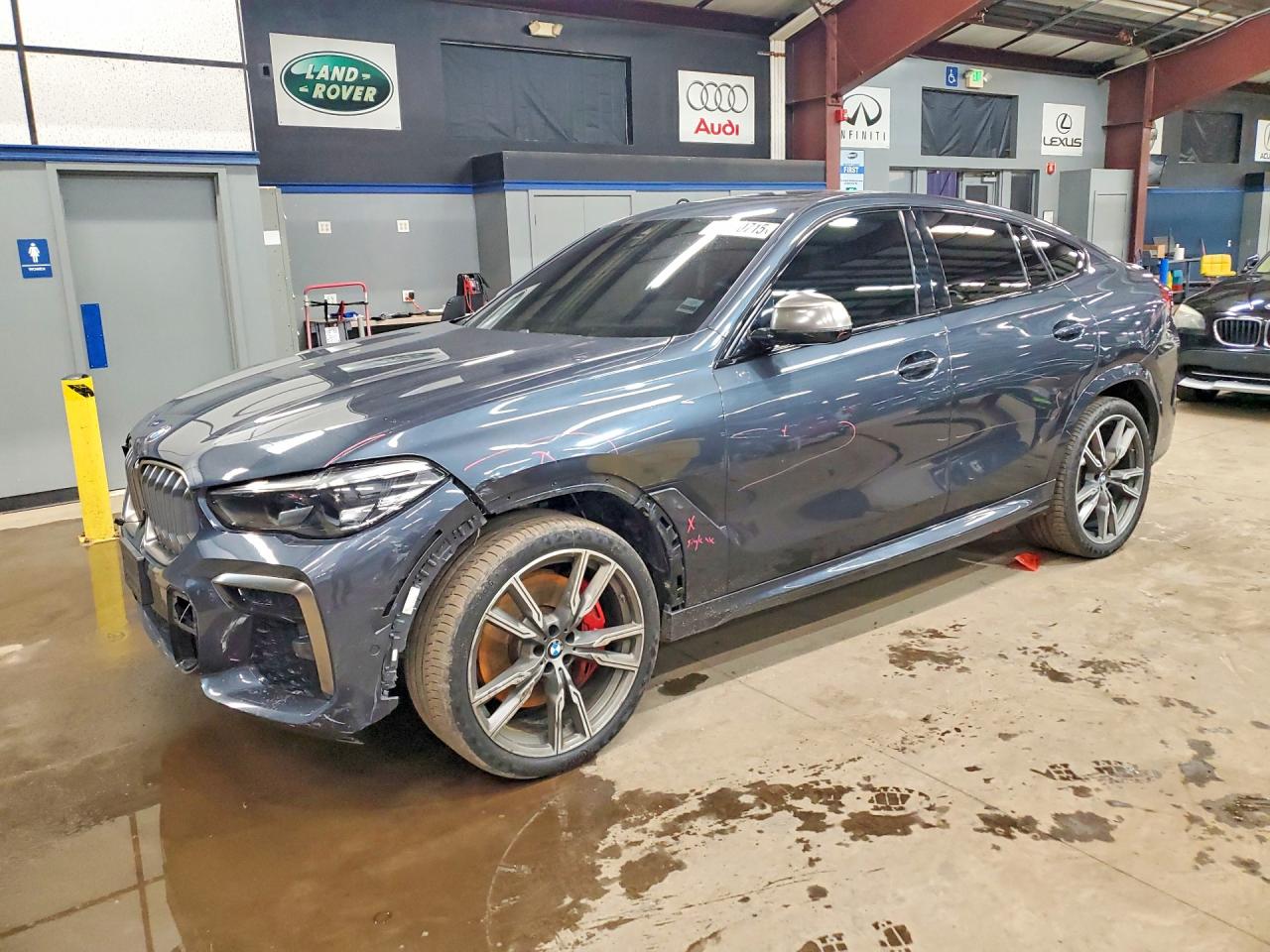 2022 BMW X6