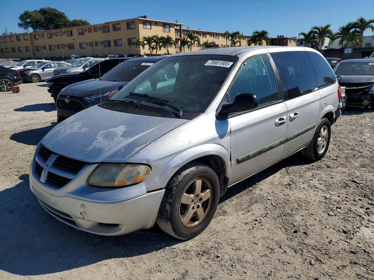 2005 Dodge Caravan