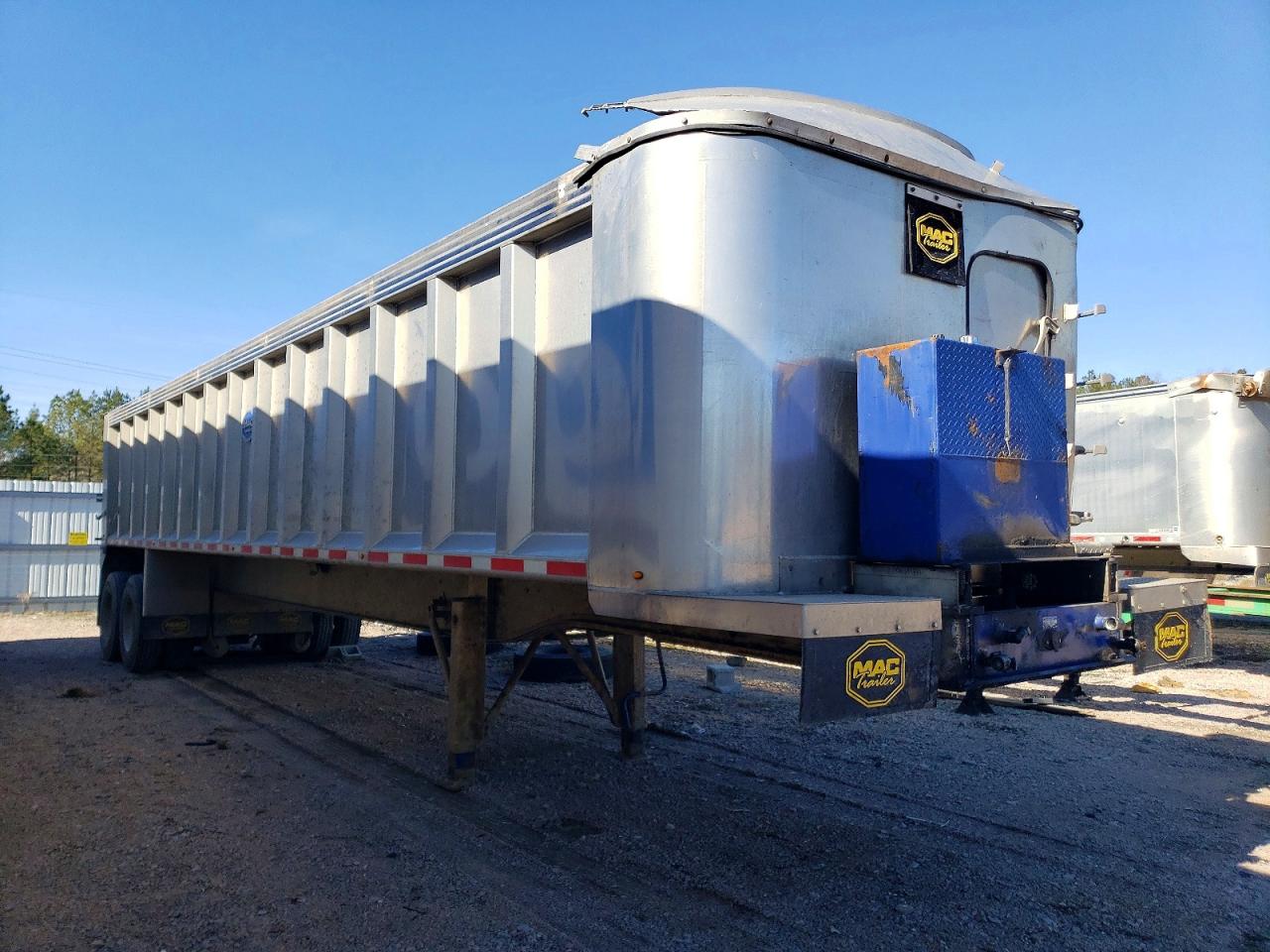 2018 Mack Trailer