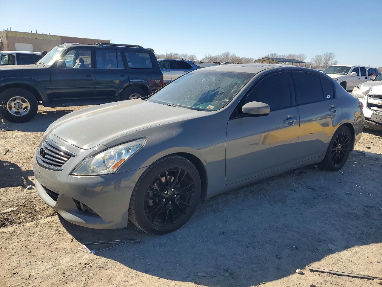 2011 Infiniti G37