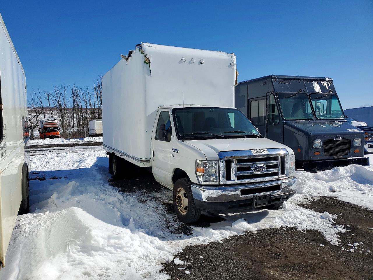 2015 Ford E-350