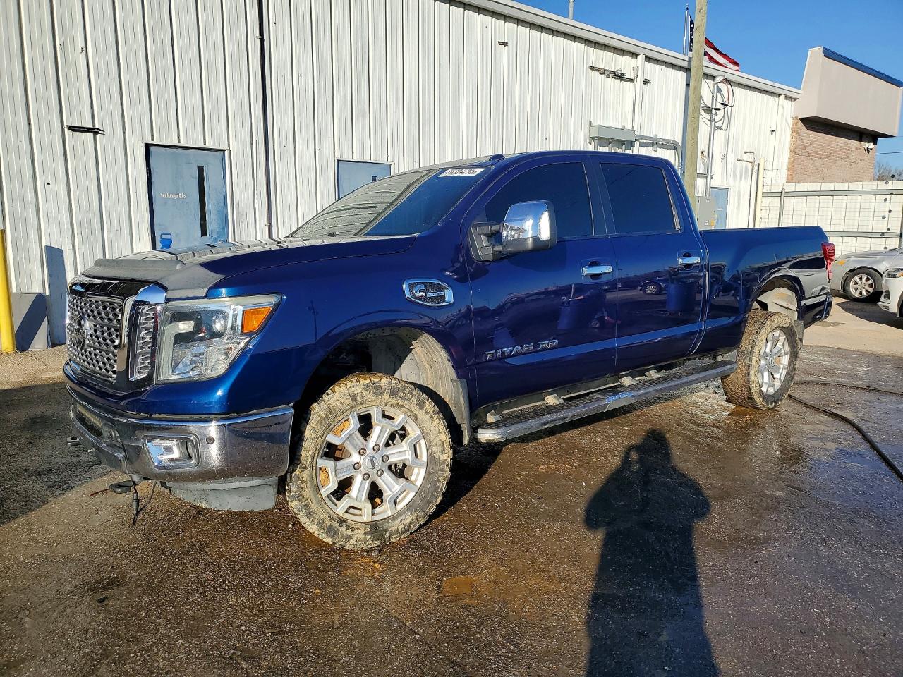 2017 Nissan Titan