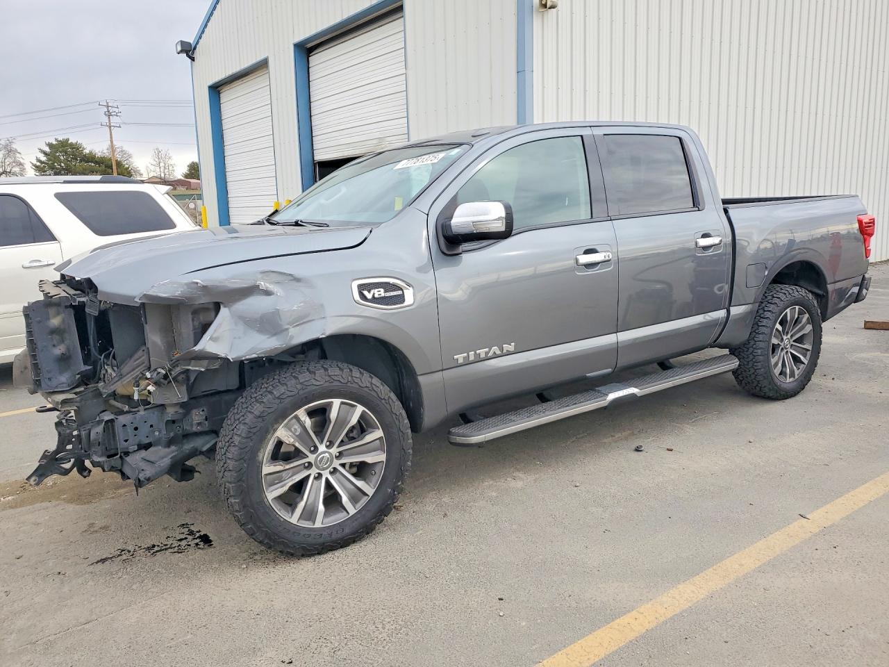 2017 Nissan Titan