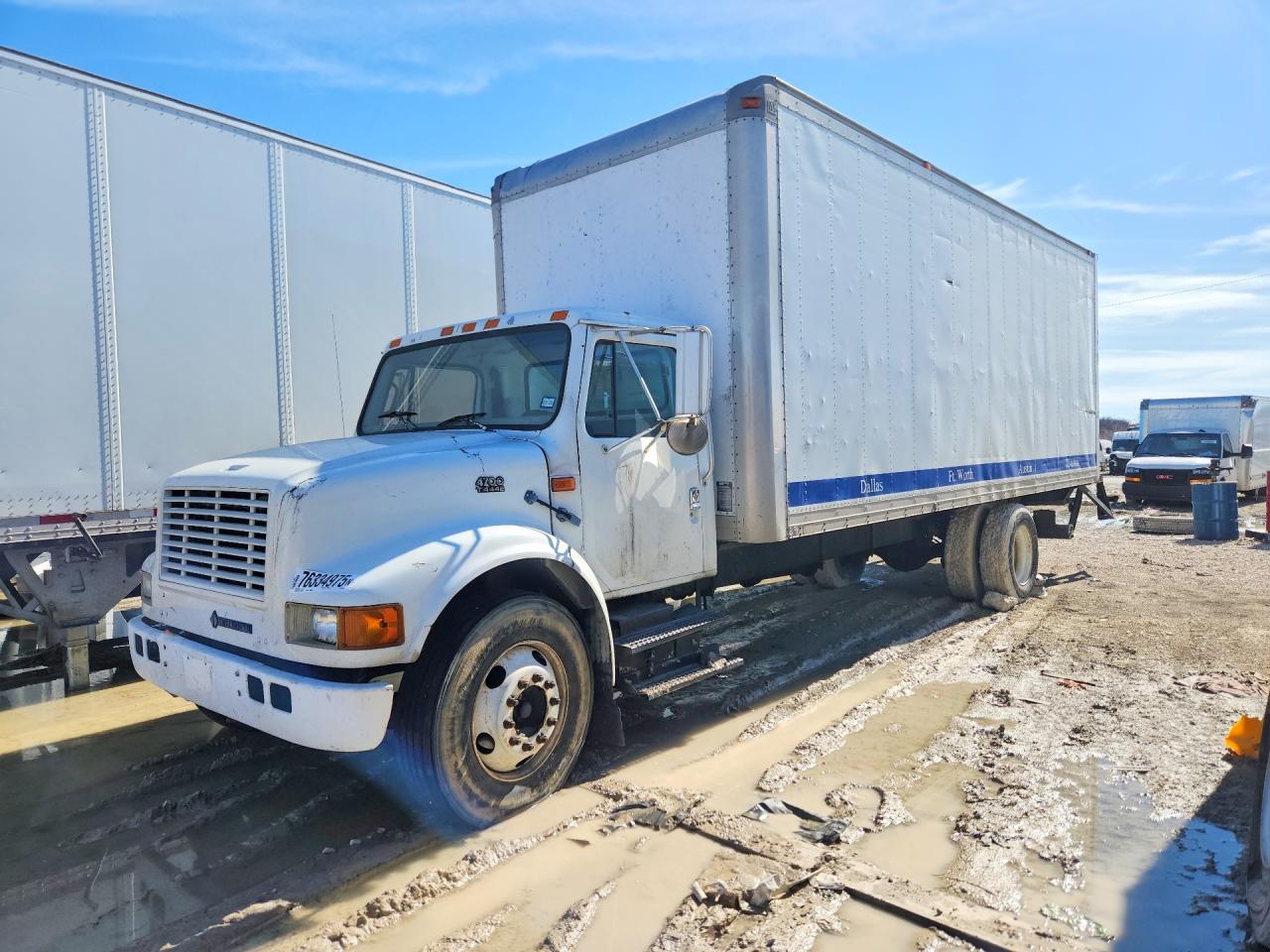 2000 International 4000-Series