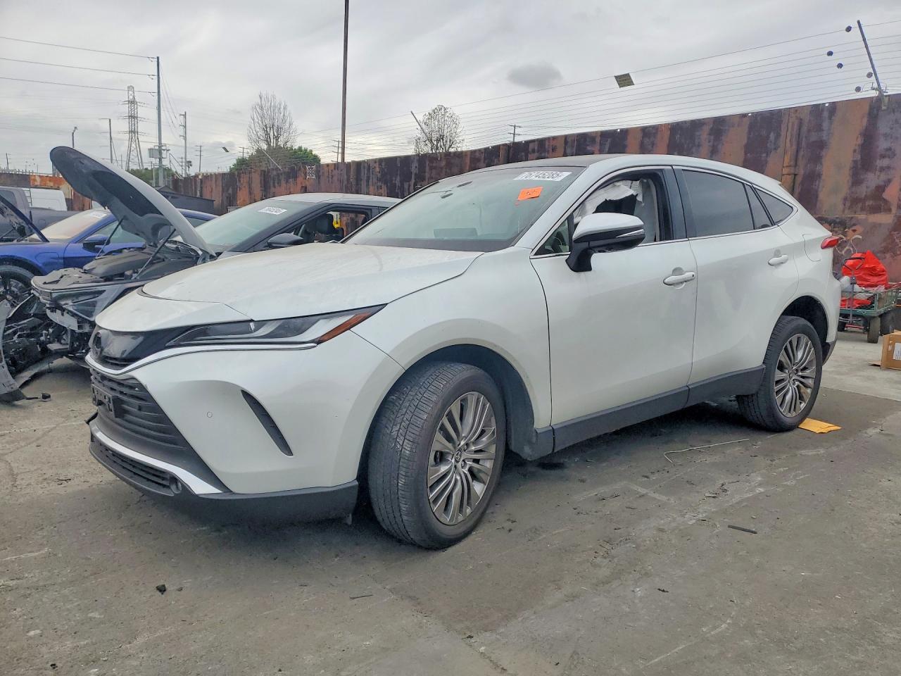 2023 Toyota Venza