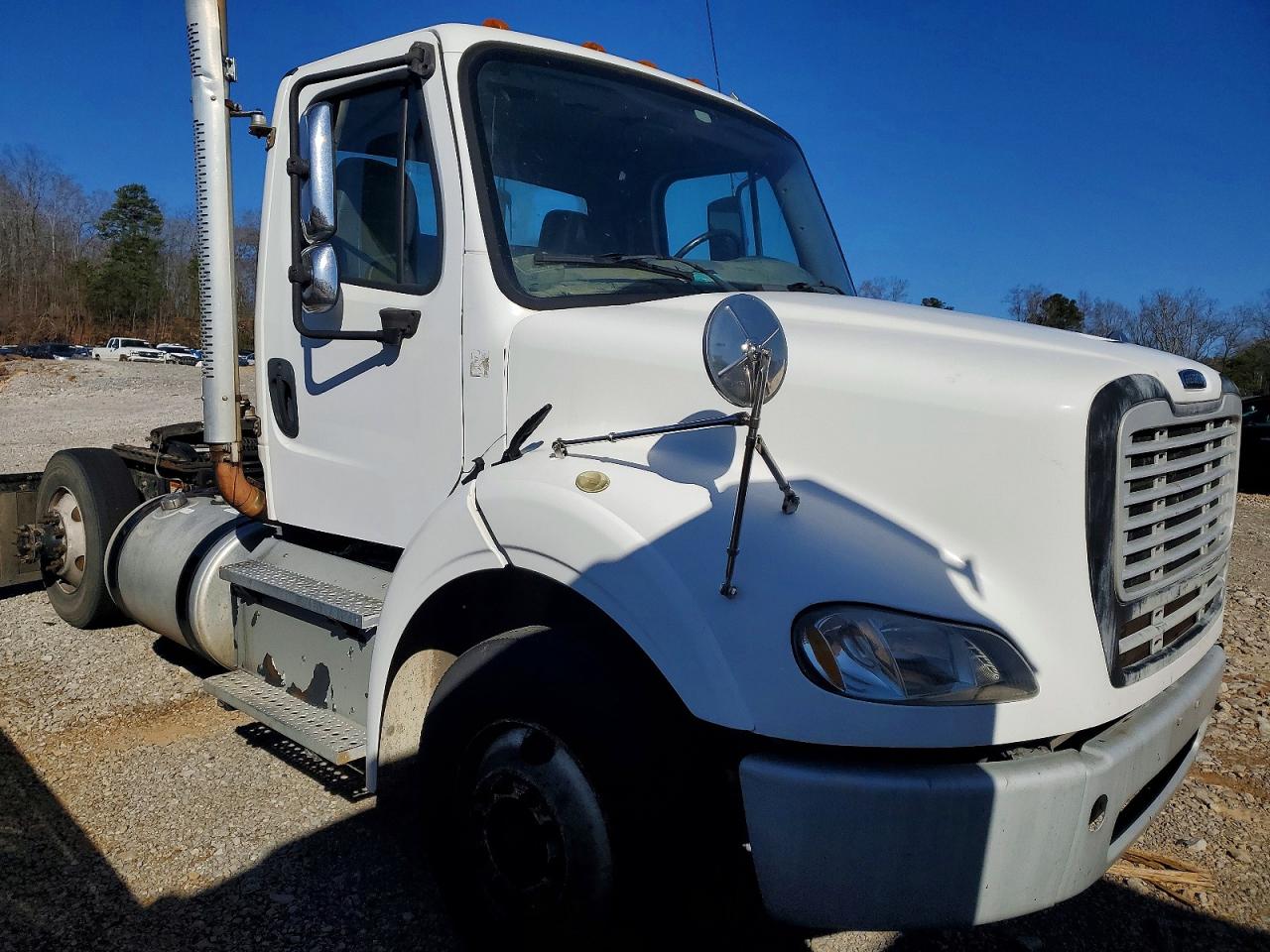2015 Freightliner M2