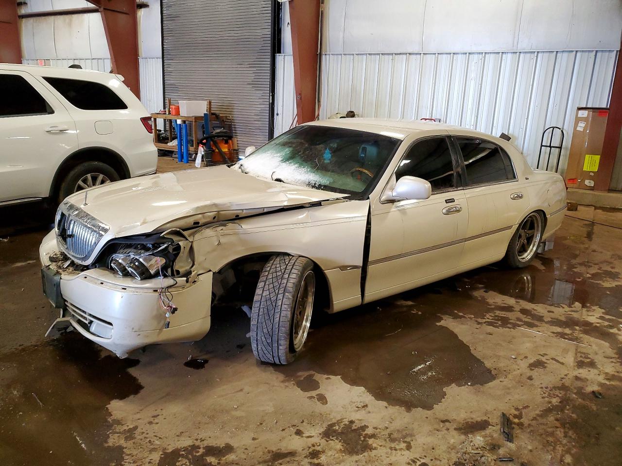 2003 Lincoln Town Car