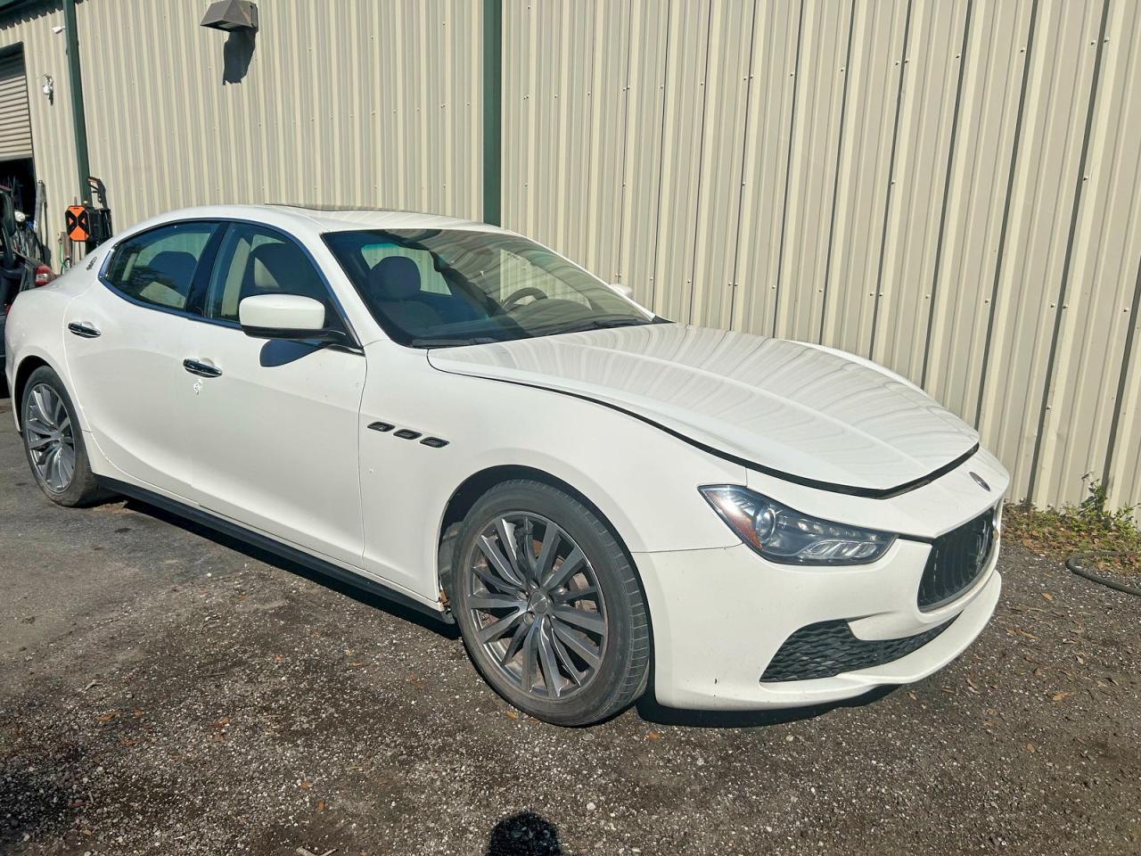 2015 Maserati Ghibli