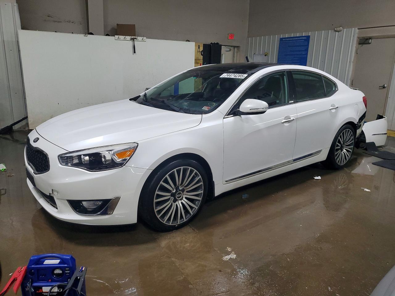 2016 Kia Cadenza