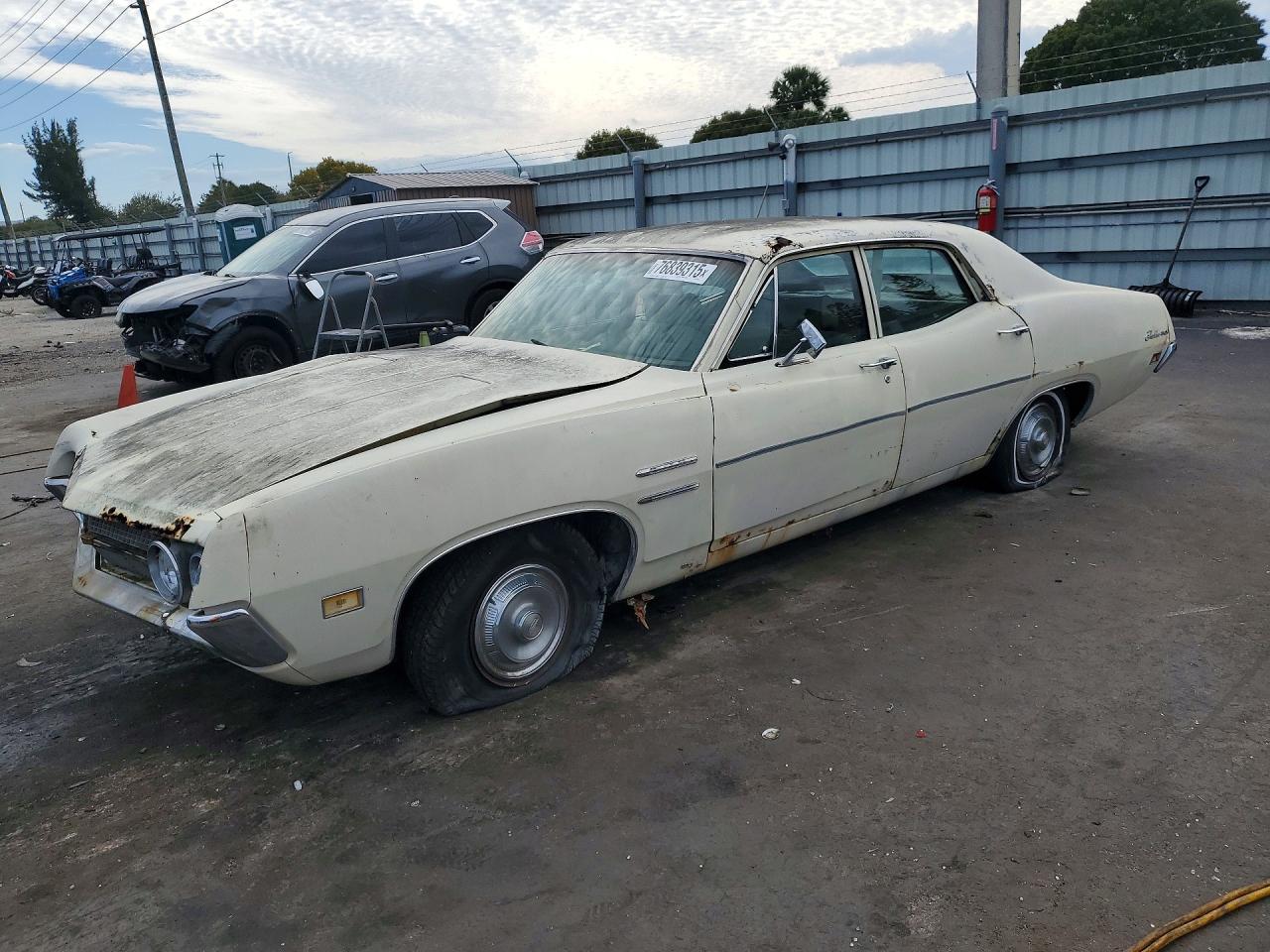 Ford Fairlane
