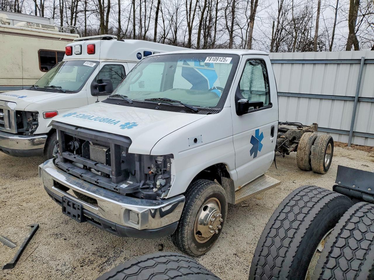 2015 Ford Econoline E350