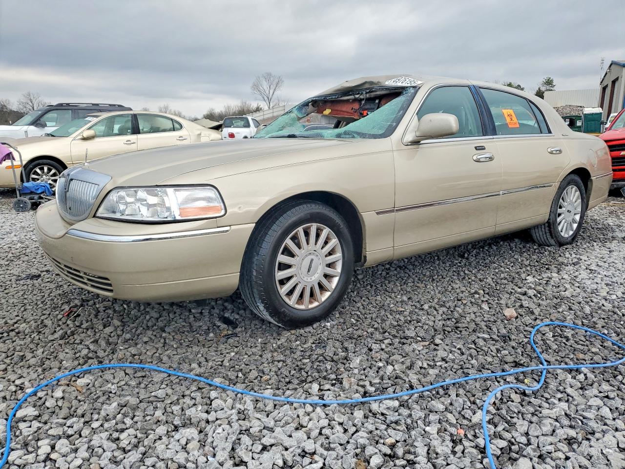 2005 Lincoln Town Car
