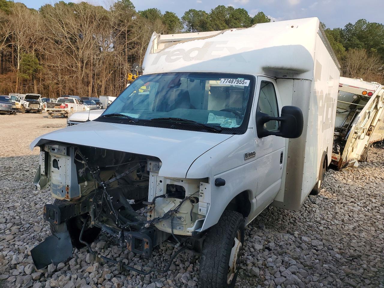 2021 Ford E-350