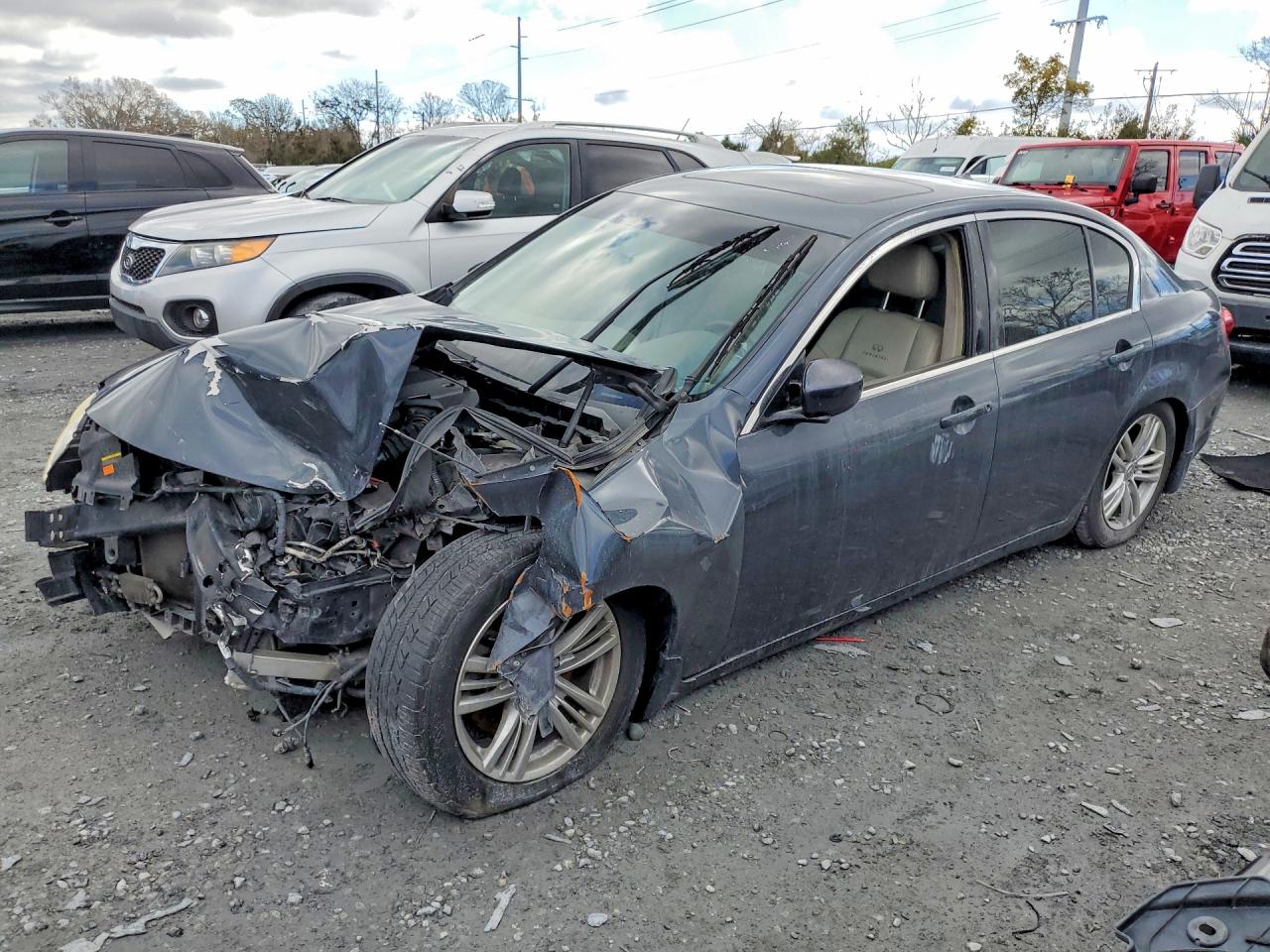 2011 Infiniti G25