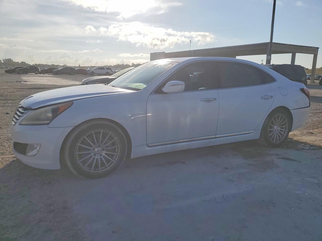 2015 Hyundai Equus