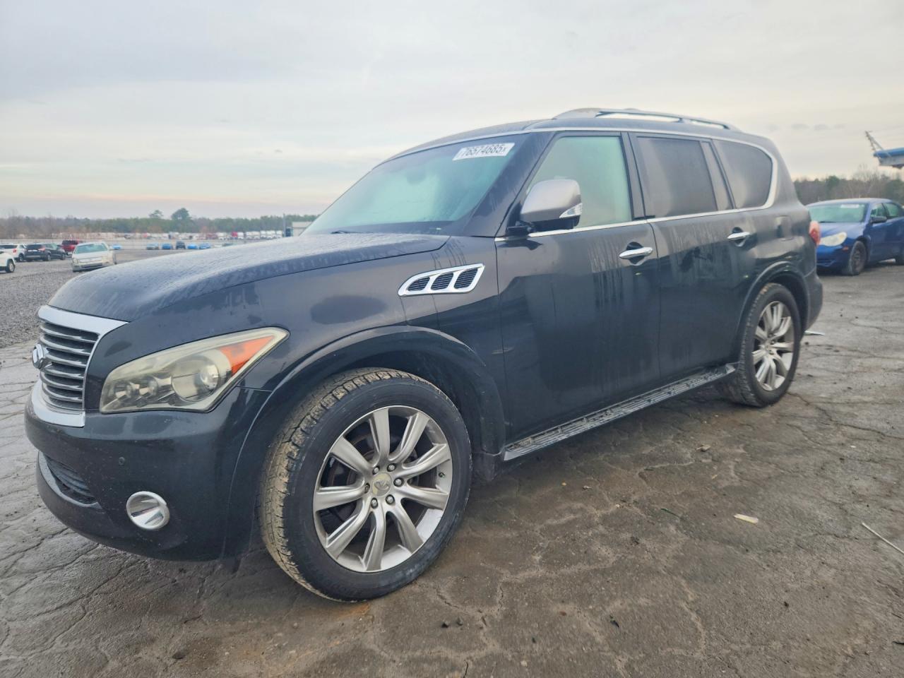 2011 Infinity Qx56