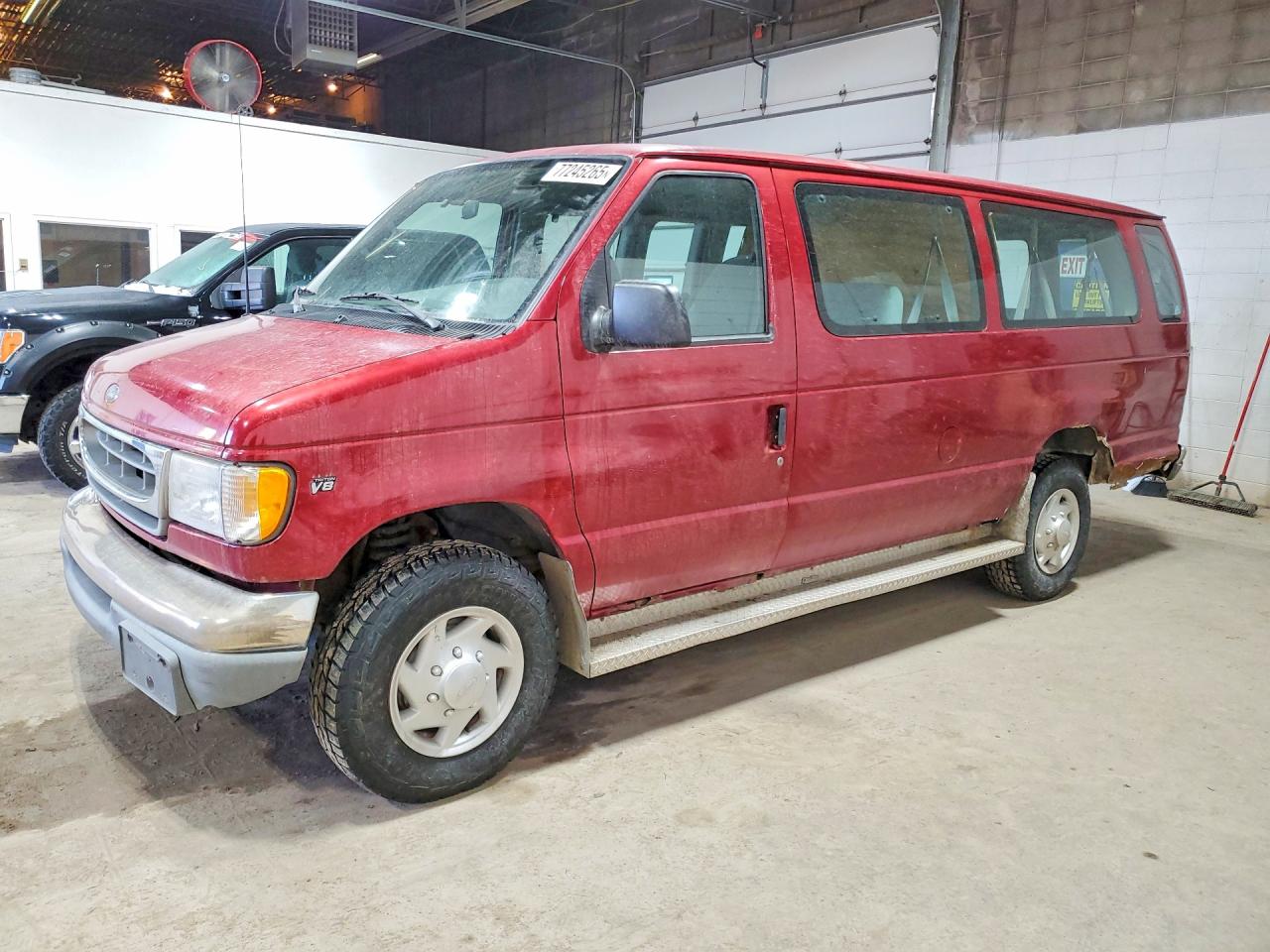 2001 Ford Econoline E350