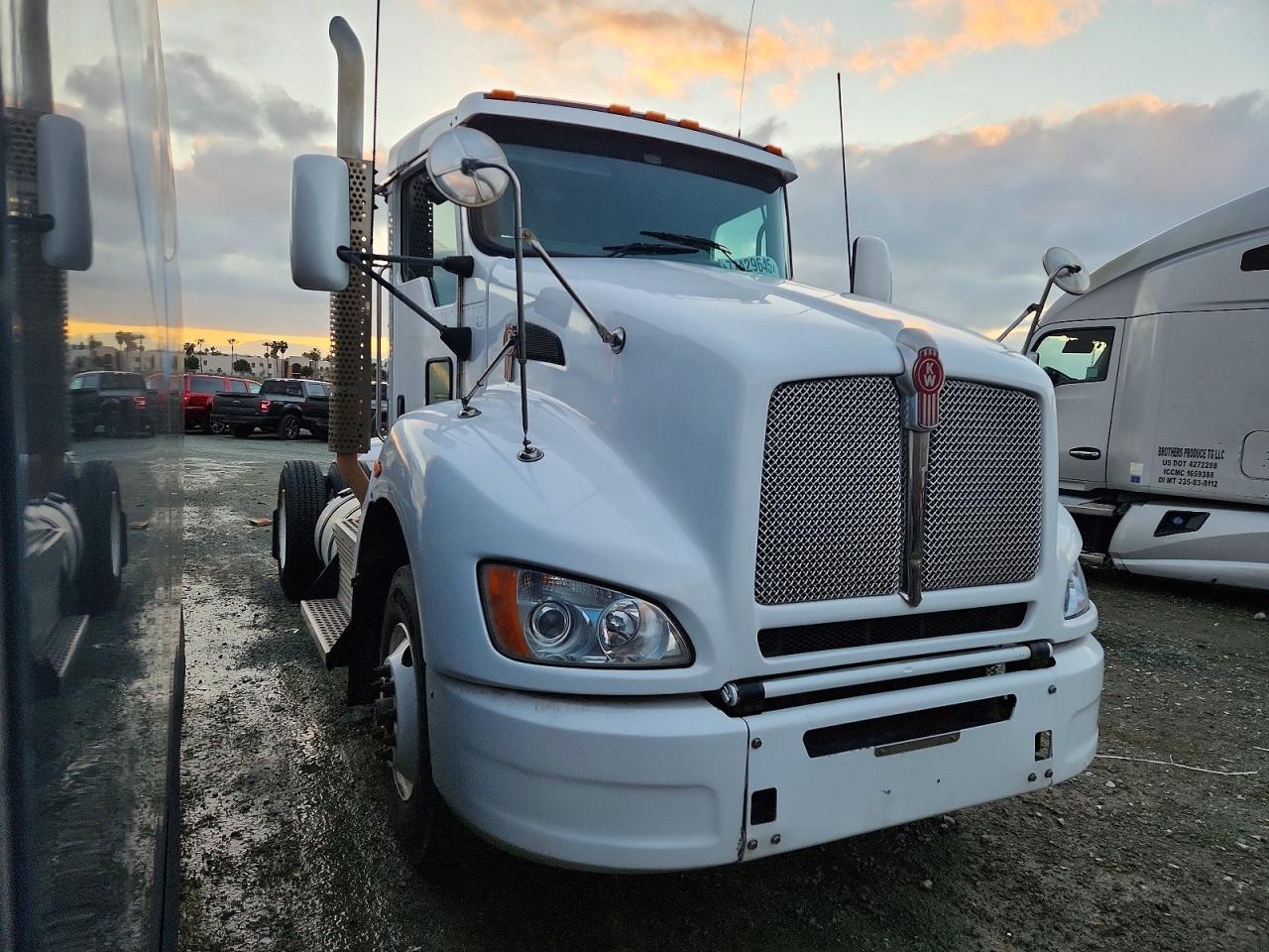 2015 Kenworth T400