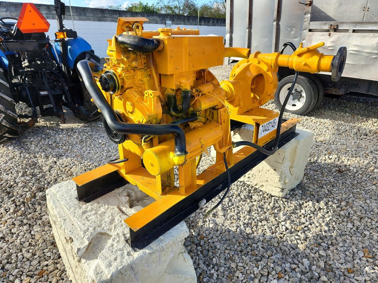 Isuzu Pump Motor