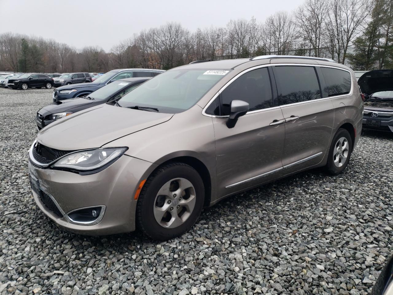2017 Chrysler Pacifica t TOURING L PLUS