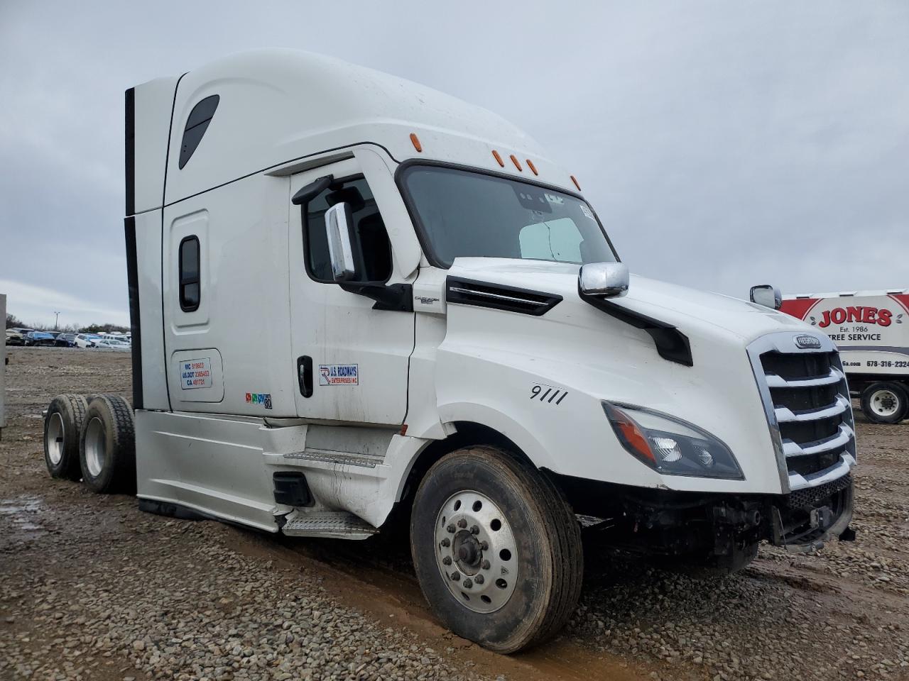 2023 Freightliner Cascadia 1