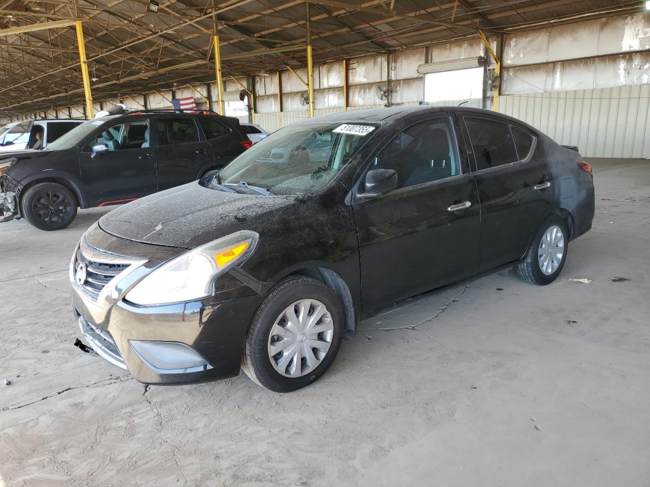 2015 Nissan Versa s S
