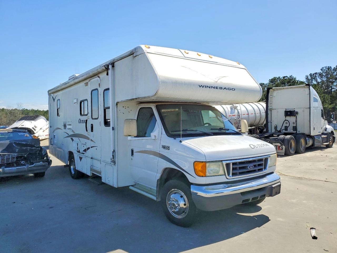 2005 Ford Econoline