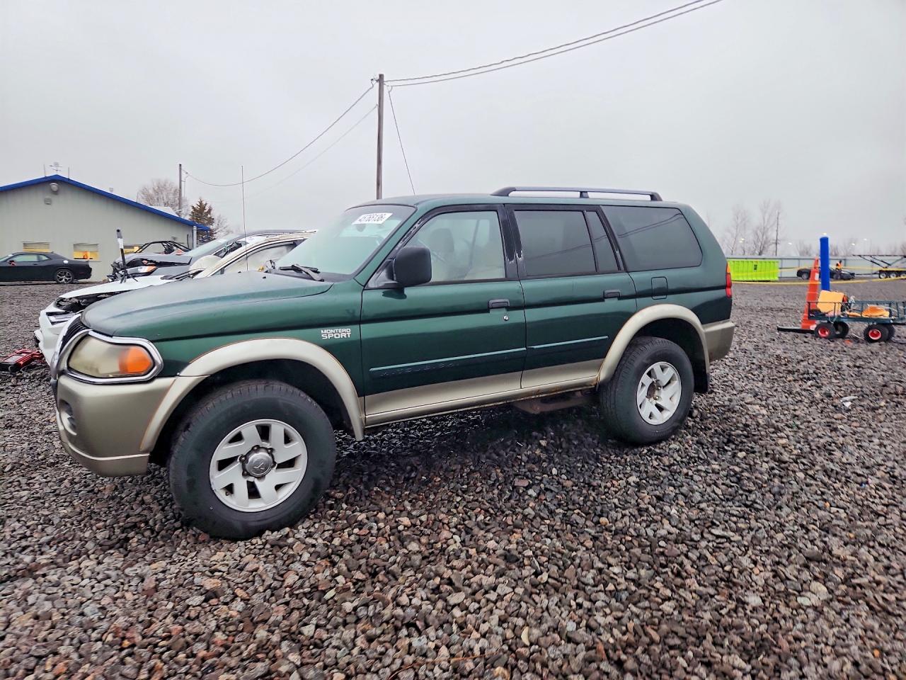 2002 Mitsubishi Montero