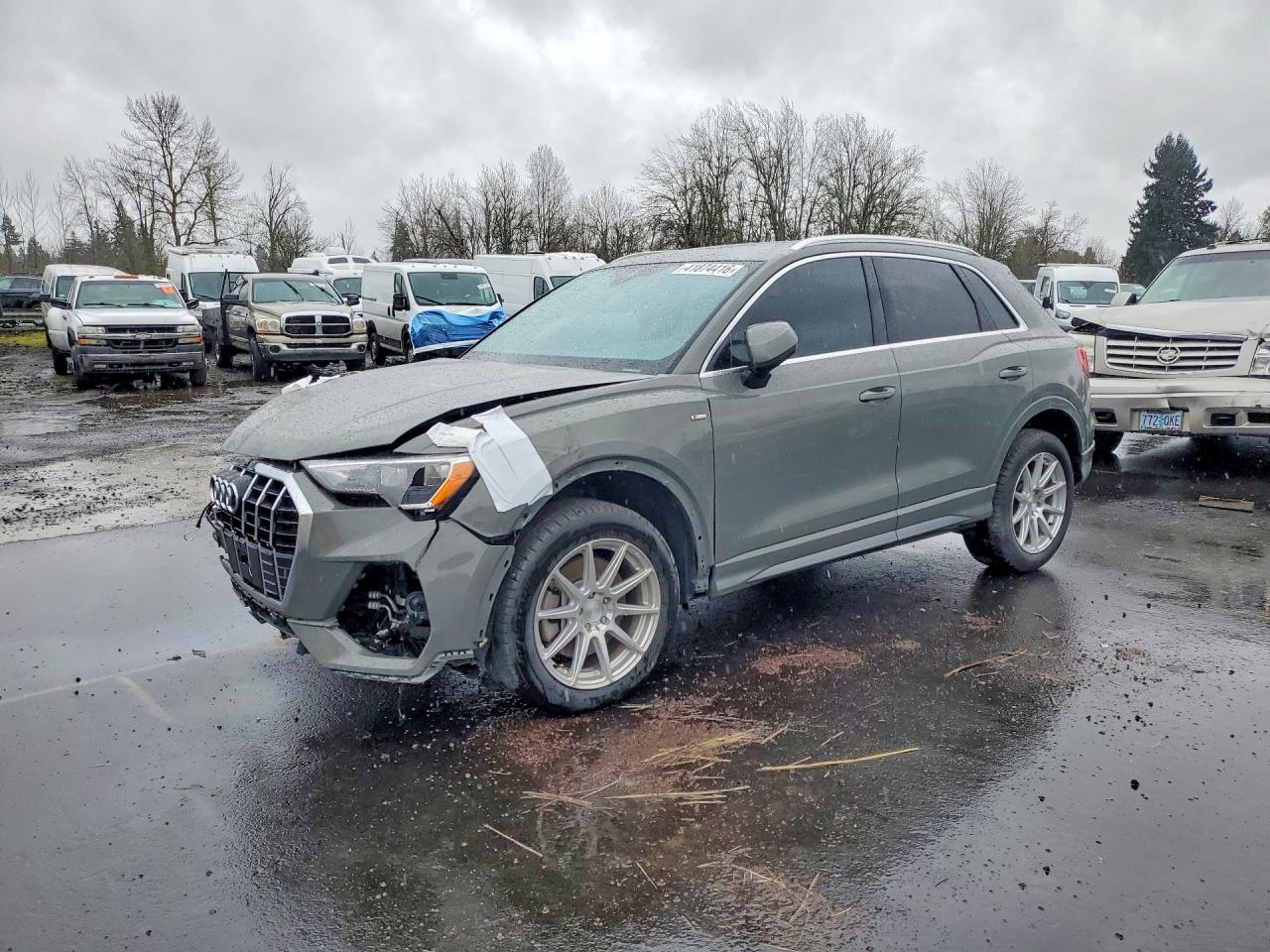 2022 Audi Q3