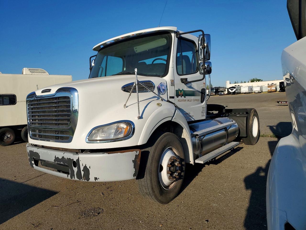 2019 Freightliner M2